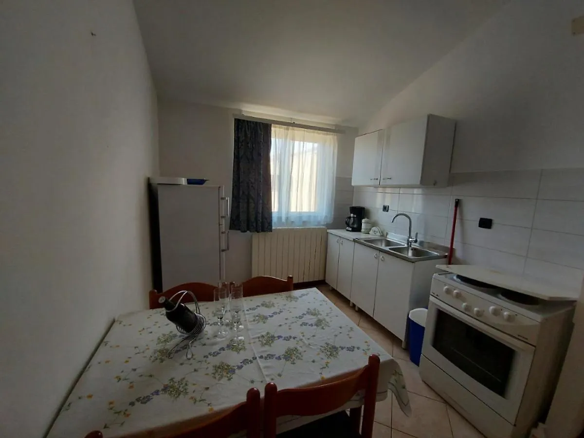 Emma Demarin Apartments Medulin Croatia