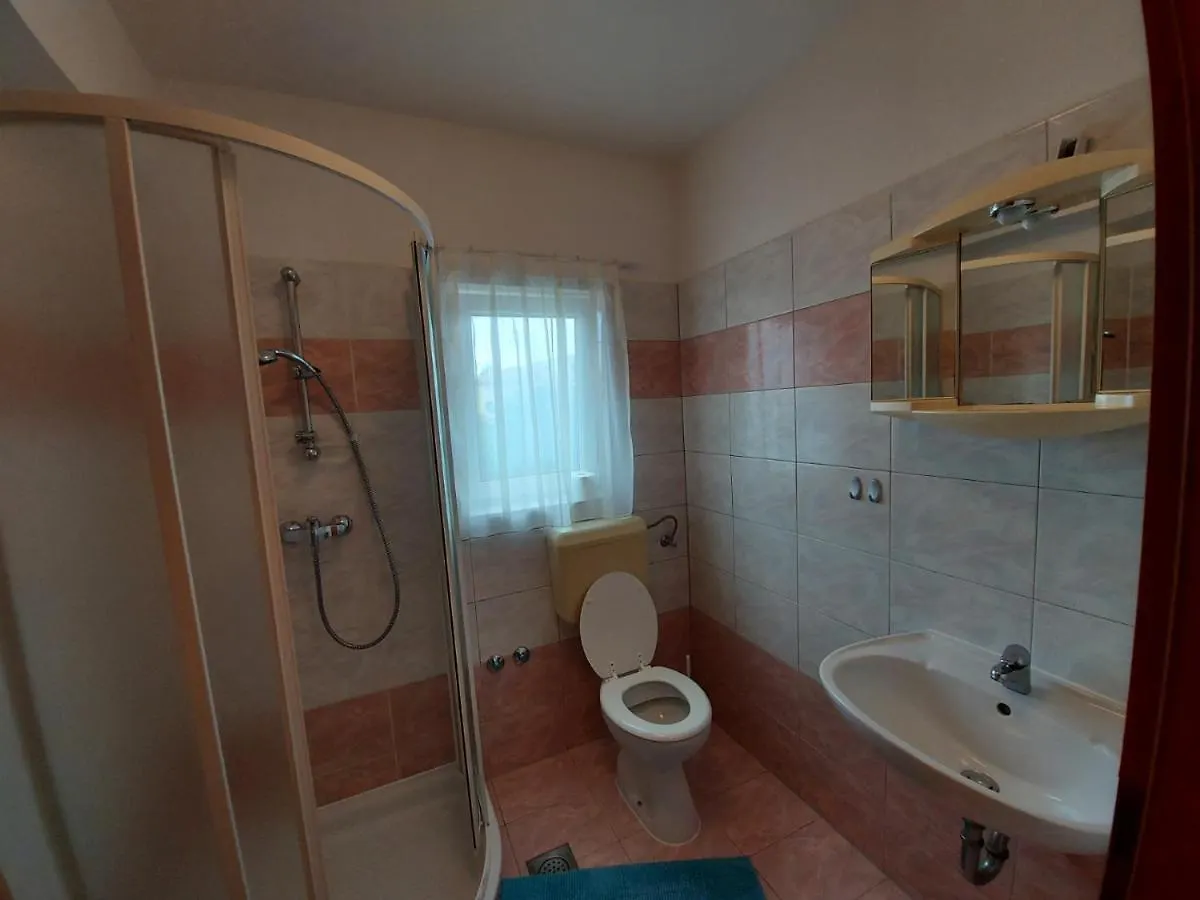 Emma Demarin Apartments Medulin