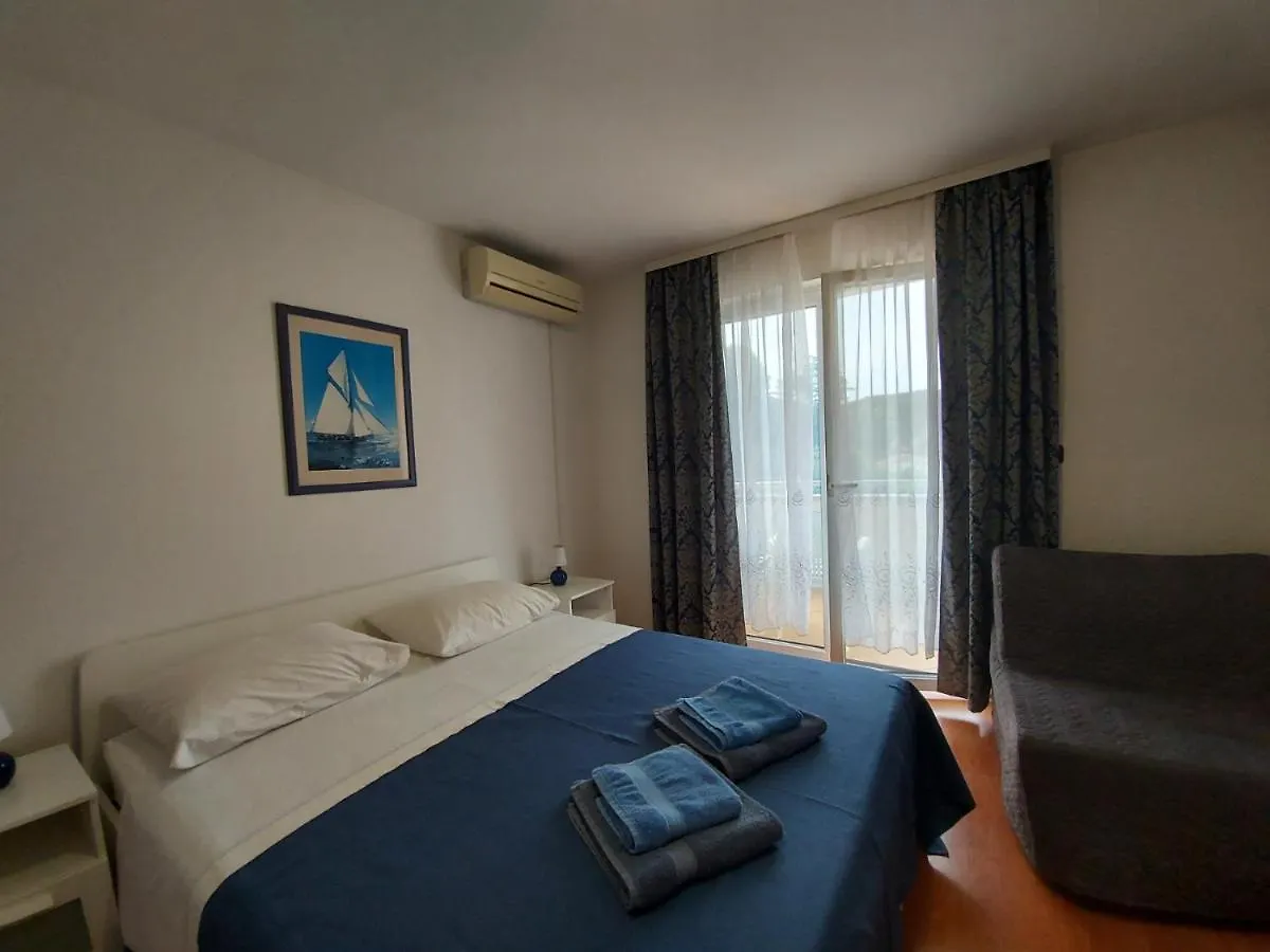 Emma Demarin Apartments Medulin