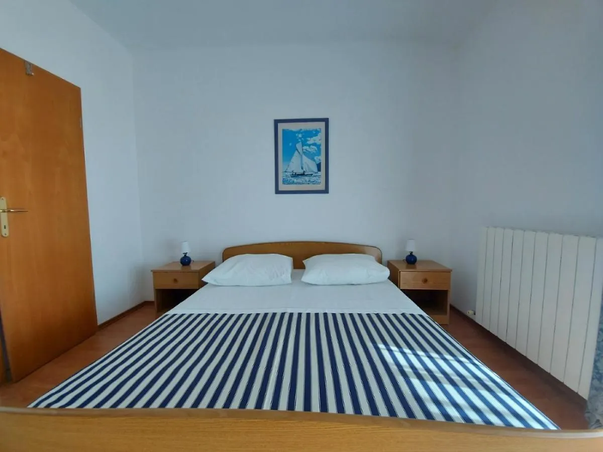 Emma Demarin Apartments Medulin