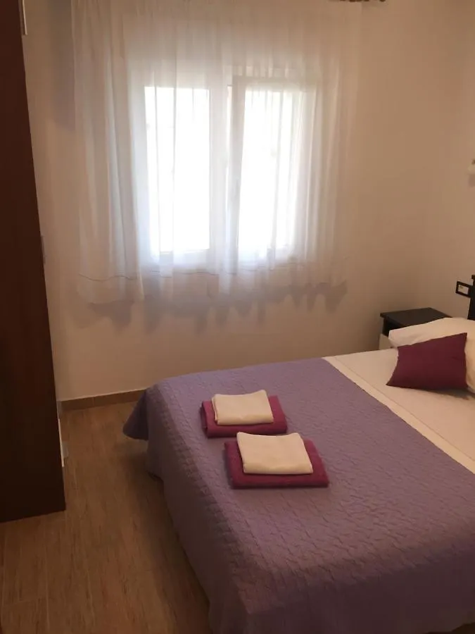Emma Demarin Apartments Medulin